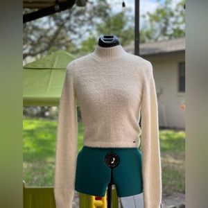NWT Cropped Hollister Sweater